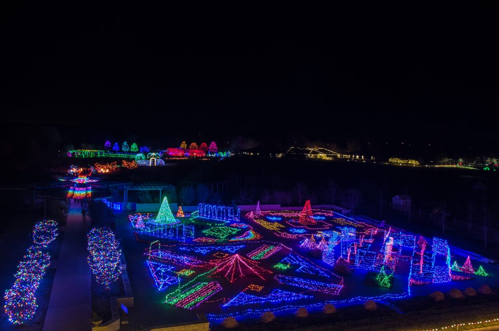This image has an empty alt attribute; its file name is Festival-of-Lights-at-Powell-Gardens-1024x681.jpg