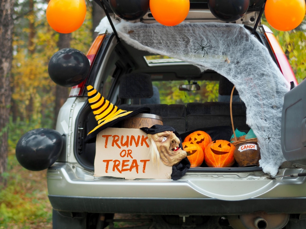 12 Fun Trunk or Treat Decorations: Theme Ideas for Your Car • iFamilyKC