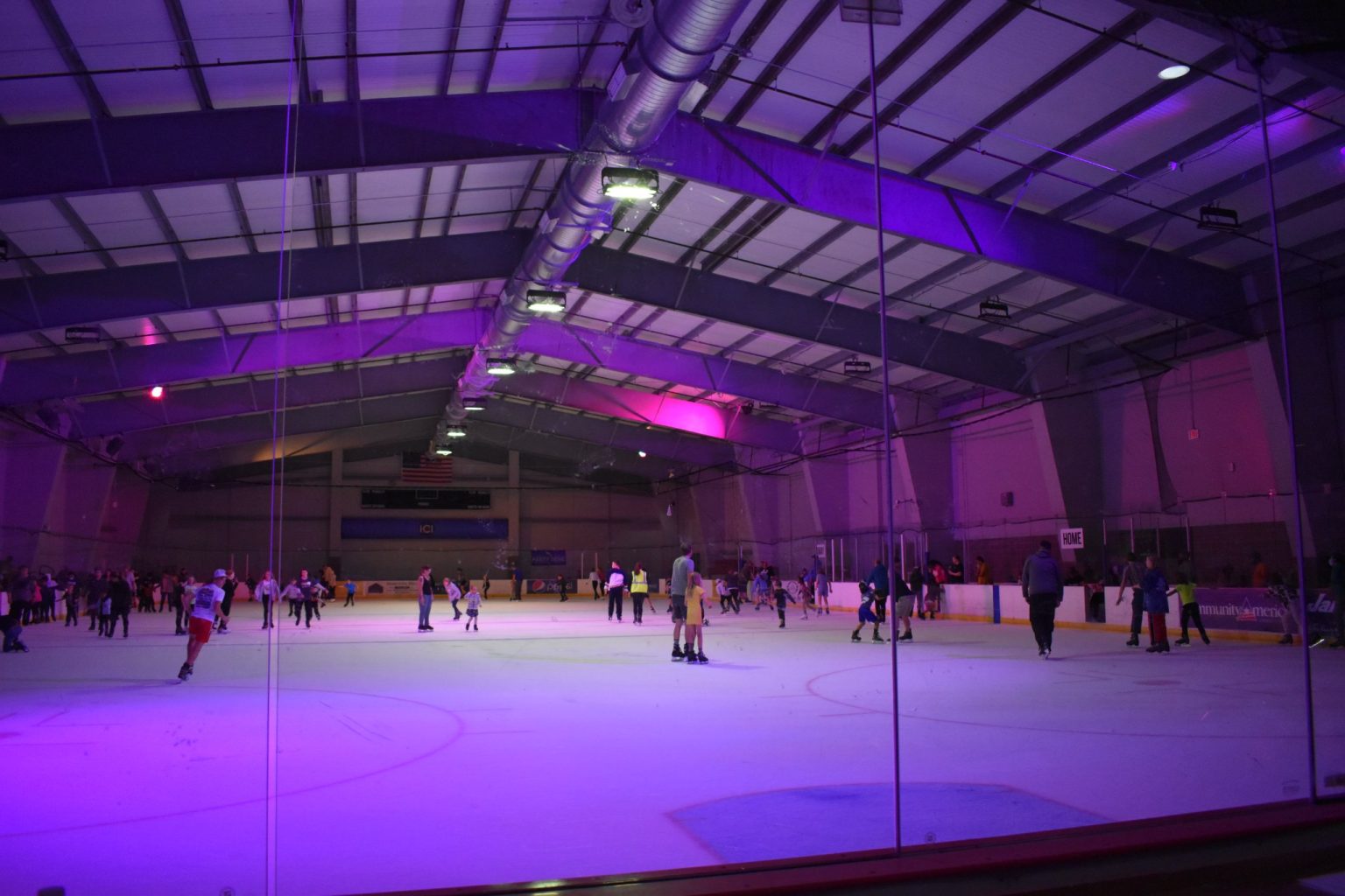 Where to Ice Skate in Kansas City (Skating Rinks Near You)