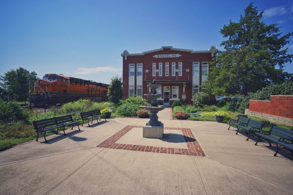 The local train depot is now home to 
 the Walt Disney Hometown Museum.